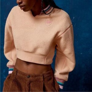 NWT UO BDG Collins Peach Fleece Cropped Top Large